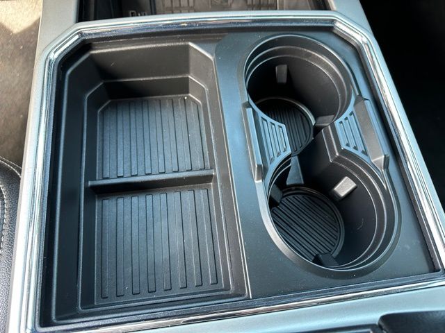 2021 Ford F-250 Lariat Truck Crew Cab