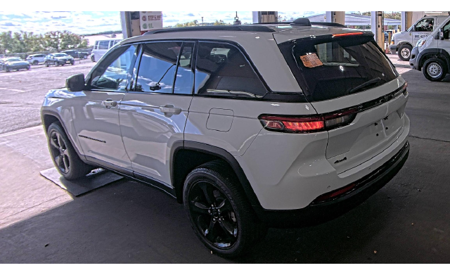 2023 Jeep Grand Cherokee Altitude X SUV