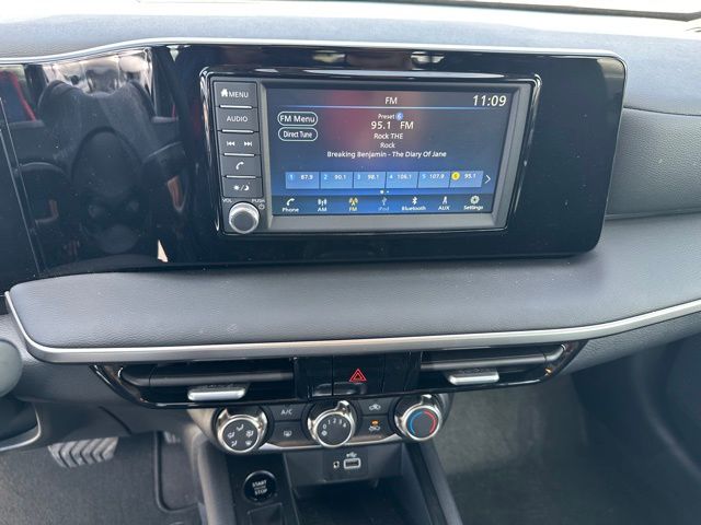 2025 Nissan Kicks S SUV