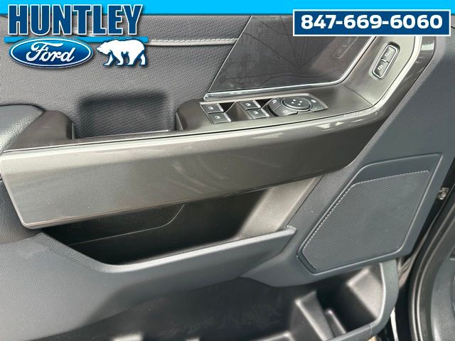 2023 Ford F-150 XLT Truck SuperCrew Cab