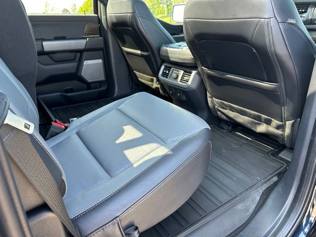 2024 Ford F-150 Lightning Lariat Truck SuperCrew Cab