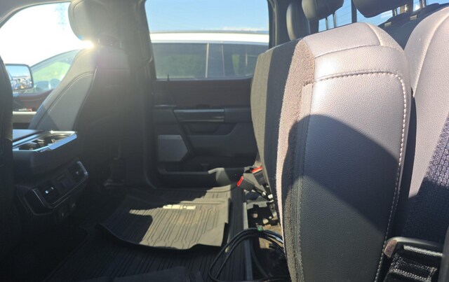 2021 Ford F-150 Lariat Truck SuperCrew Cab