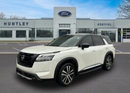 2024 Nissan Pathfinder Platinum SUV