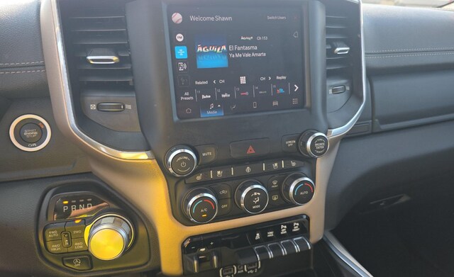 2022 Ram 1500 Laramie Truck Crew Cab