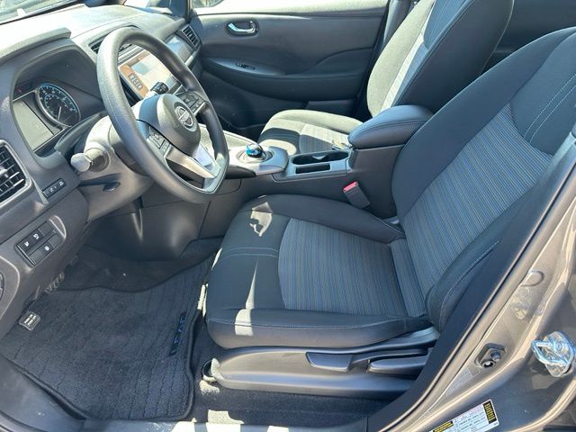 2025 Nissan LEAF S Hatchback