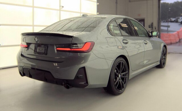 2023 BMW 330i 330i xDrive Sedan