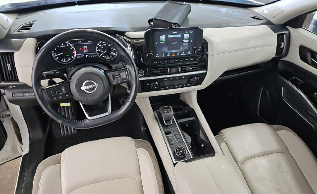 2024 Nissan Pathfinder SL SUV