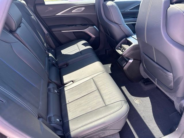 2024 CADILLAC LYRIQ Luxury SUV