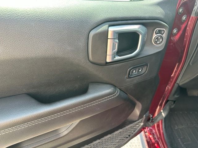 2021 Jeep Gladiator Overland Truck Crew Cab