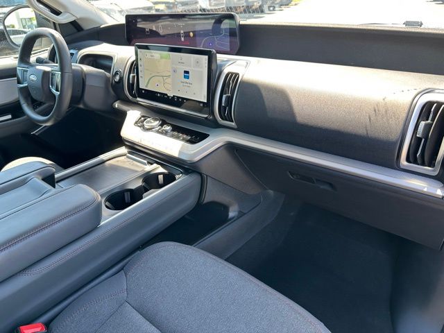 2025 Ford Expedition Active SUV