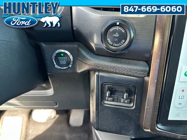 2023 Ford F-150 Lightning Lariat Truck SuperCrew Cab