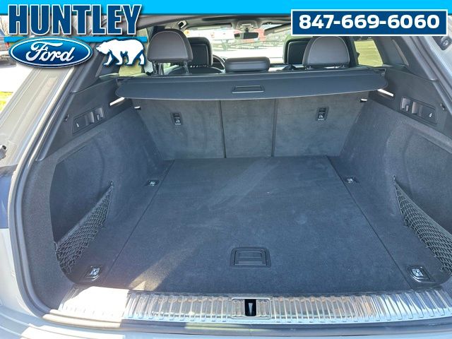 2022 Audi e-tron Premium Plus SUV