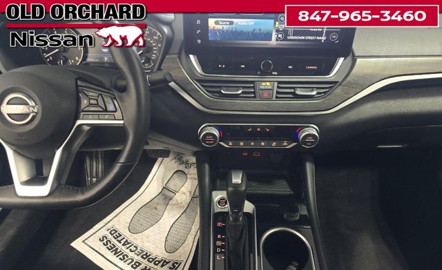 2024 Nissan Altima Platinum Sedan