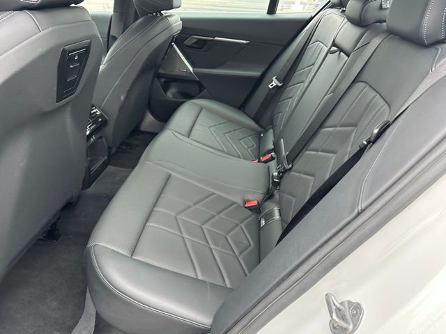 2025 BMW 530i 530i xDrive Sedan