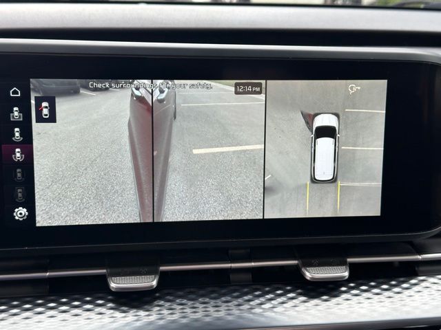 2023 Kia Carnival SX Prestige MPV