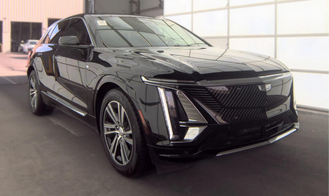 2024 CADILLAC LYRIQ Luxury SUV