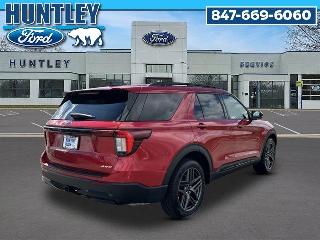 2025 Ford Explorer ST-Line SUV