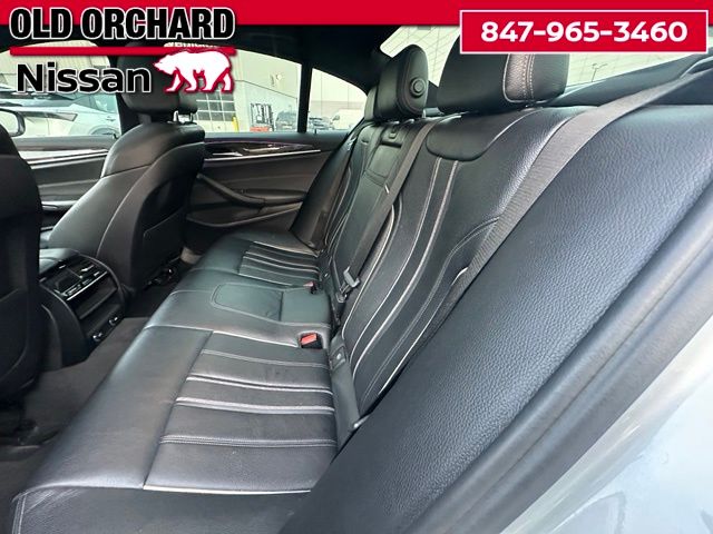 2017 BMW 530i 530i xDrive Sedan