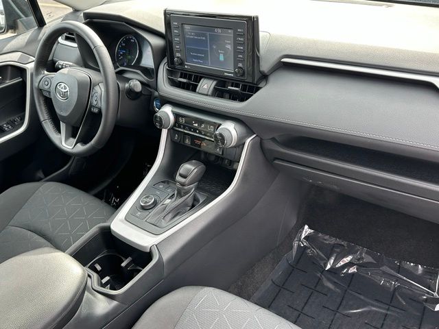 2022 Toyota RAV4 Hybrid XLE SUV