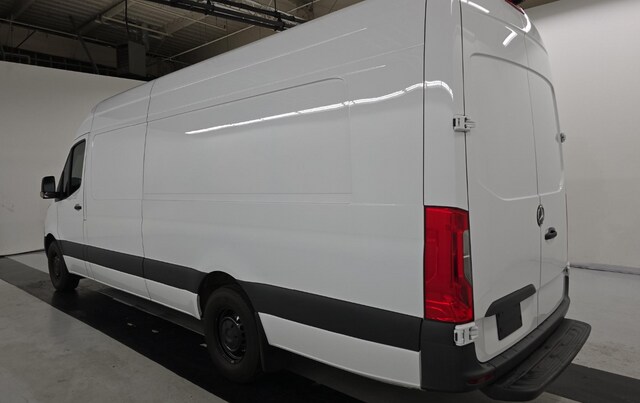 2024 Mercedes-Benz Sprinter 2500 Cargo 170 WB Van
