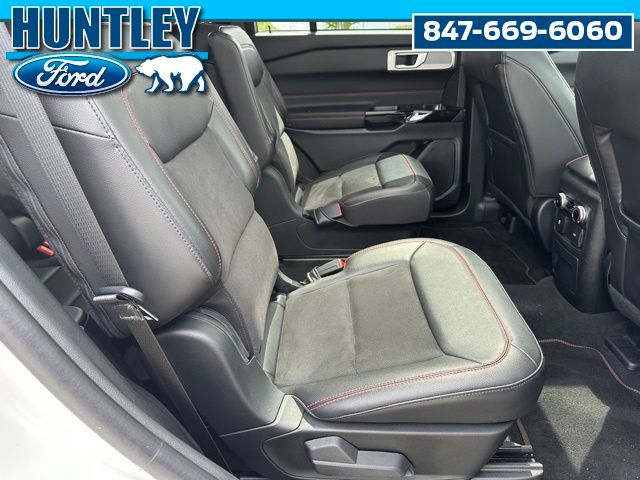 2023 Ford Explorer ST-Line SUV