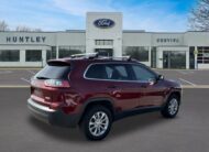 2019 Jeep Cherokee Latitude SUV