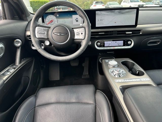 2023 Genesis GV60 Advanced SUV