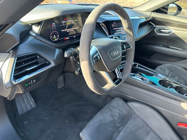 2022 Audi e-tron GT Premium Plus Sedan