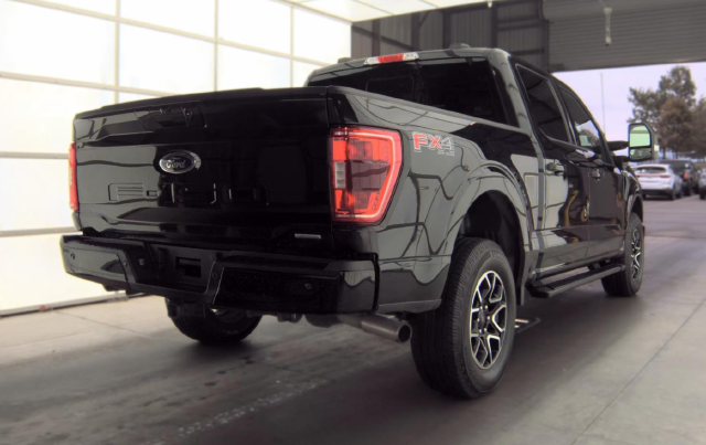 2023 Ford F-150 XLT Truck SuperCrew Cab