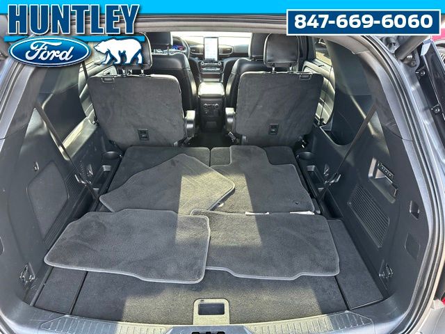 2022 Ford Explorer ST SUV