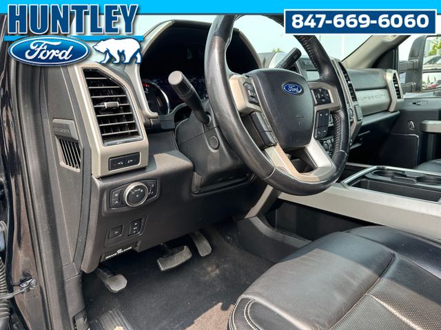 2021 Ford F-250 Lariat Truck Crew Cab