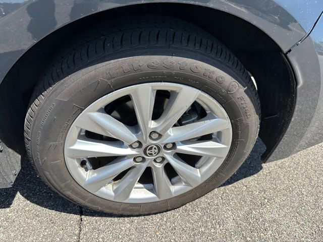 2024 Toyota Corolla LE Sedan