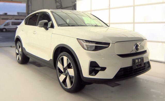 Used 2023 Volvo C40 Ultimate with VIN YV4ED3GM1P2059784 for sale in Skokie, IL