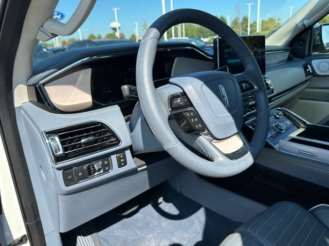2022 Lincoln Navigator Black Label SUV