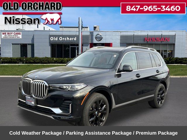 2022 BMW X7 xDrive40i's photo