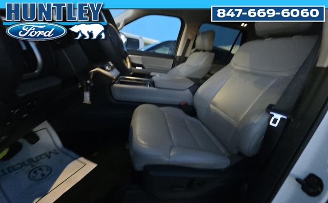 2025 Ford Expedition Active SUV