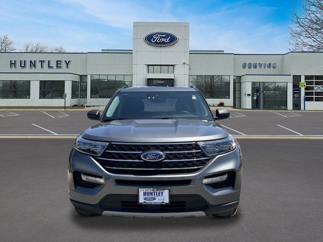 2024 Ford Explorer XLT SUV
