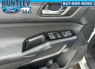 2023 Nissan Pathfinder SL SUV