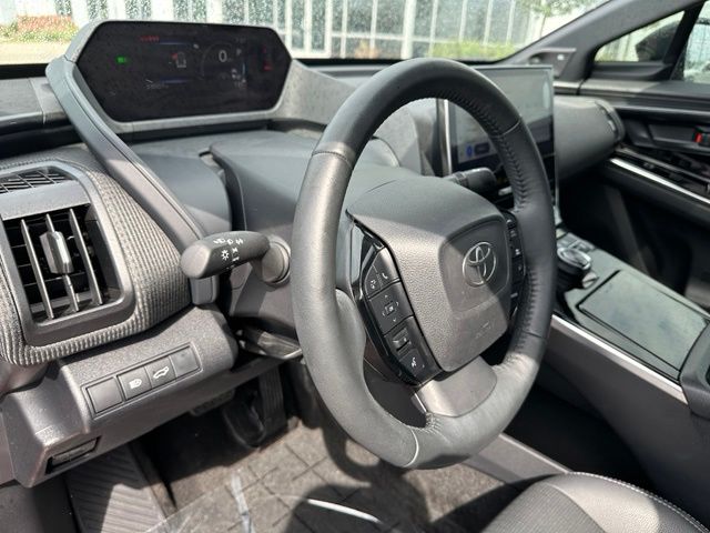 2023 Toyota bZ4X Limited SUV