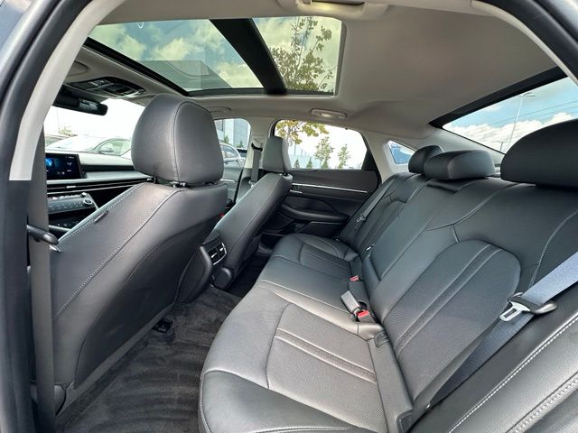 2025 Hyundai Sonata Hybrid Limited Sedan