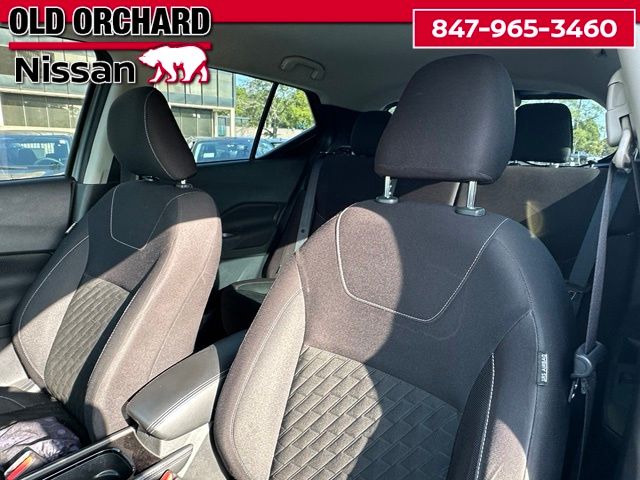 2022 Nissan Kicks SV SUV