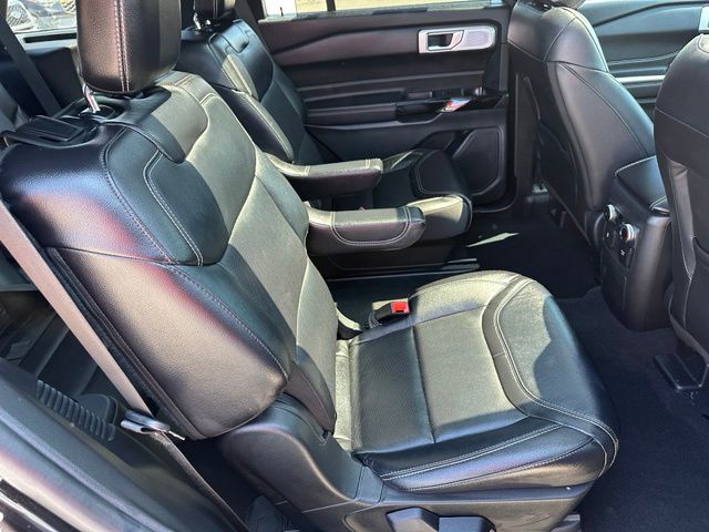 2023 Ford Explorer ST SUV