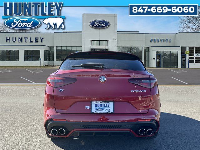 2022 Alfa Romeo Stelvio Quadrifoglio SUV