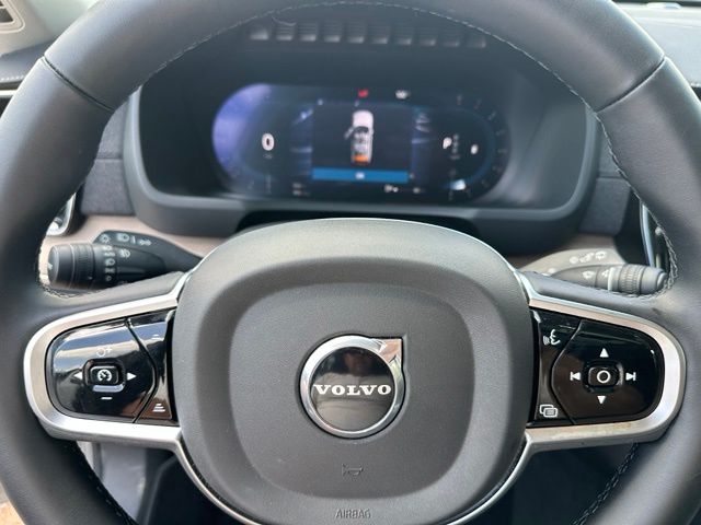 2025 Volvo XC90 B6 Plus 7-Seater SUV