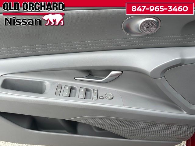 2024 Hyundai Elantra SEL Sedan