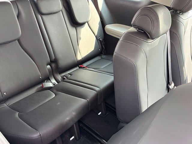 2024 Kia Carnival EX MPV
