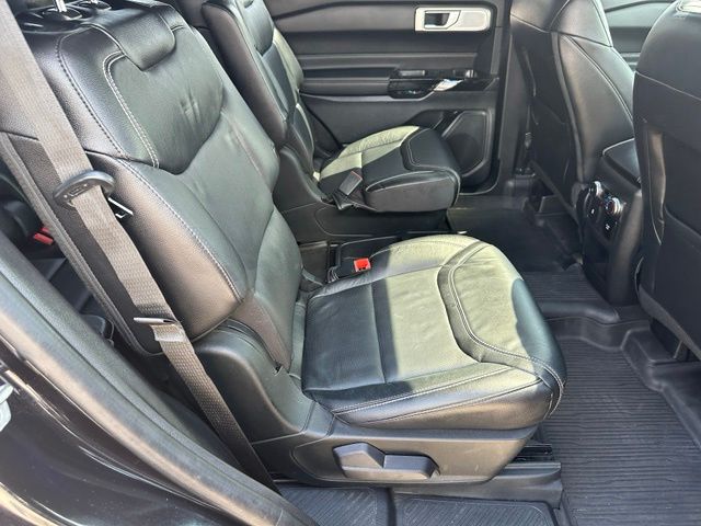 2021 Ford Explorer ST SUV