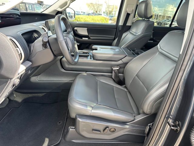 2025 Ford Expedition Active SUV