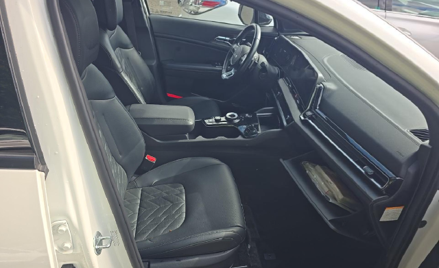 2023 Kia Sportage Plug-In Hybrid X-Line SUV