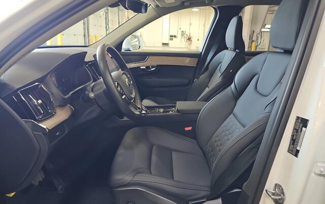 2025 Volvo XC90 B6 Plus 7-Seater SUV